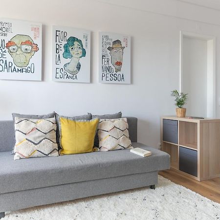Spacious Apt Campo D'Ourique With Ac Lisboa Kültér fotó