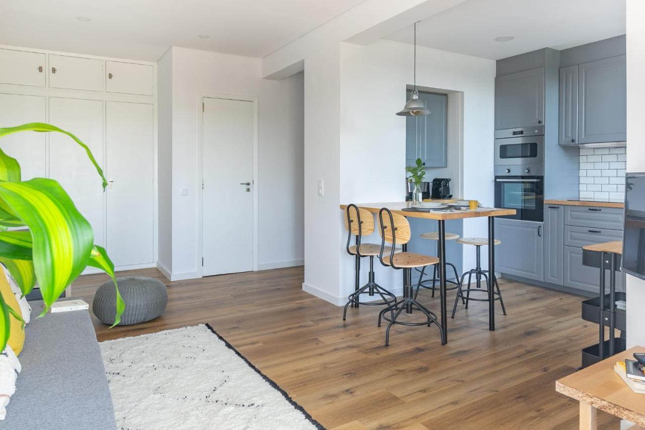 Spacious Apt Campo D'Ourique With Ac Lisboa Kültér fotó