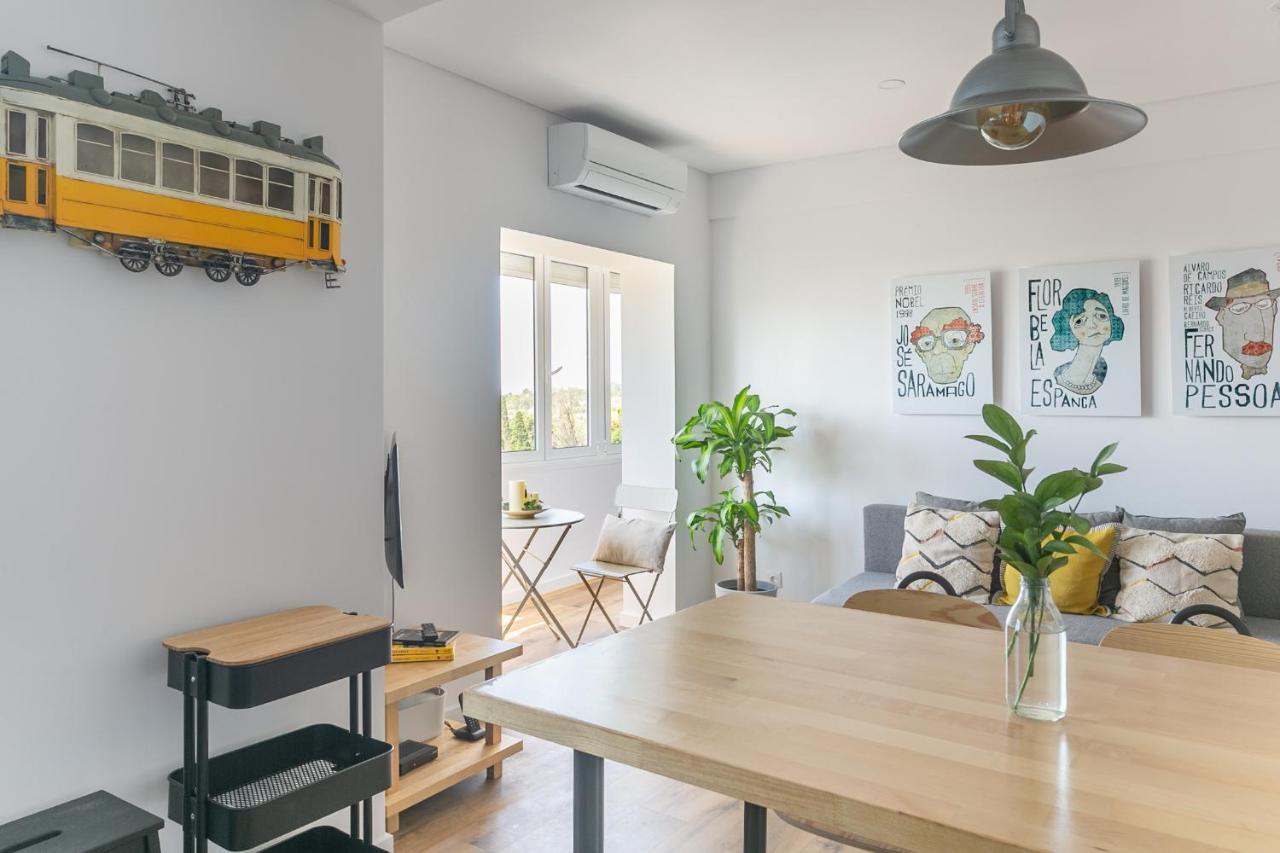 Spacious Apt Campo D'Ourique With Ac Lisboa Kültér fotó