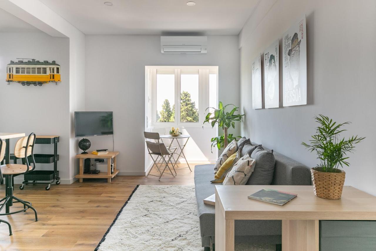 Spacious Apt Campo D'Ourique With Ac Lisboa Kültér fotó